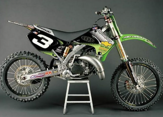 KAWASAKI KX125 2003 Mike Brown Team Procircuit Style Replica Graphics Kit